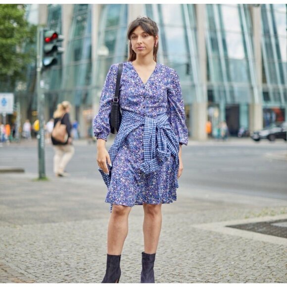 Uniqlo Dress Floral Print V Neck Button Down Front 3/4 Sleeve - Picture 1 of 12